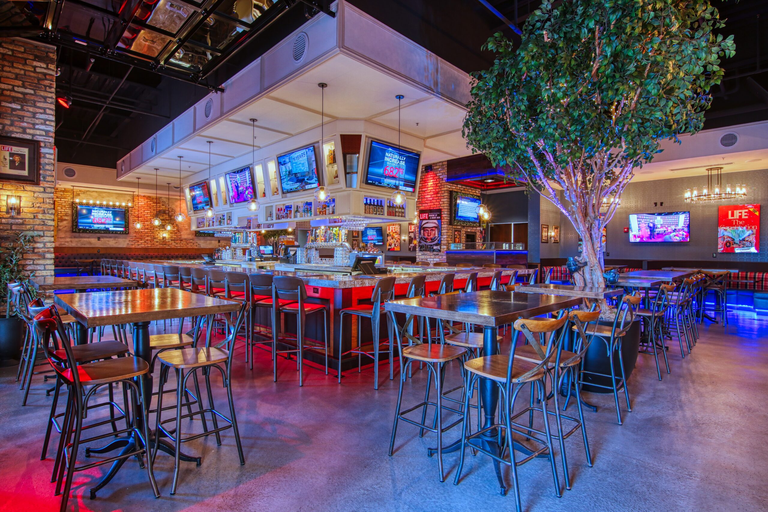 Photo showing the interior of American Social Orlando.